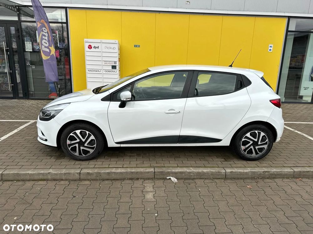 Renault Clio - 2