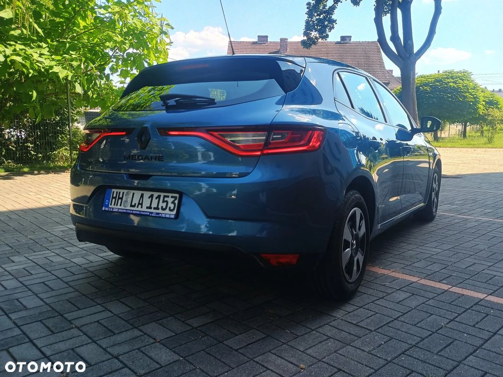 Renault Megane ENERGY TCe 100 LIFE - 4