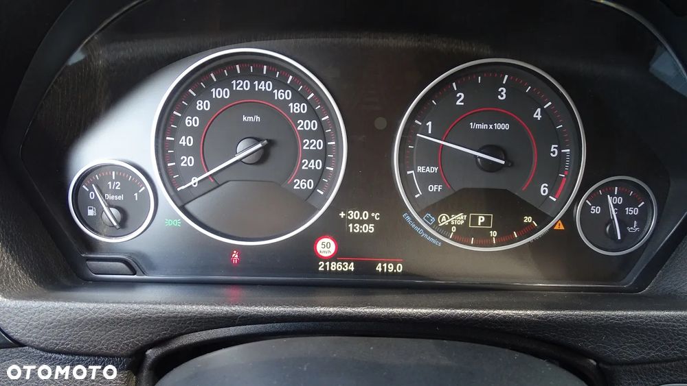 BMW Seria 3 320d Sport-Aut Sport Line - 23