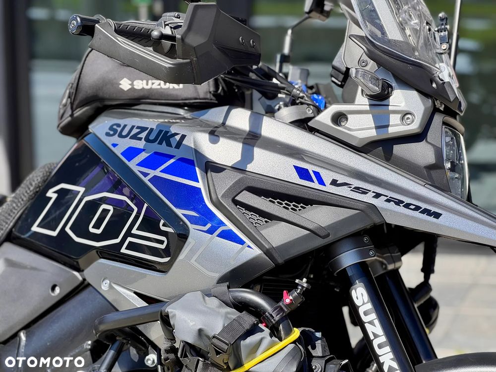 Suzuki V-STROM - 7