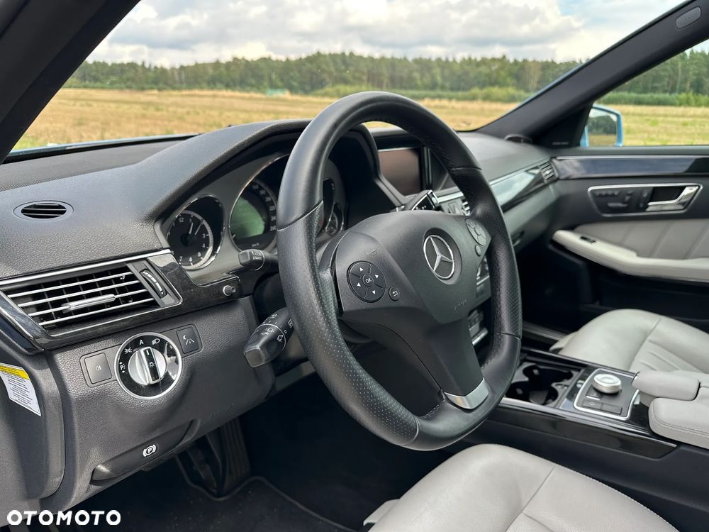Mercedes-Benz Klasa E 350 4-Matic Avantgarde - 17