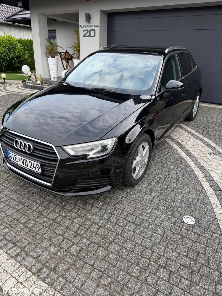Audi A3 Sportback 1.2 TFSI Ambiente - 4