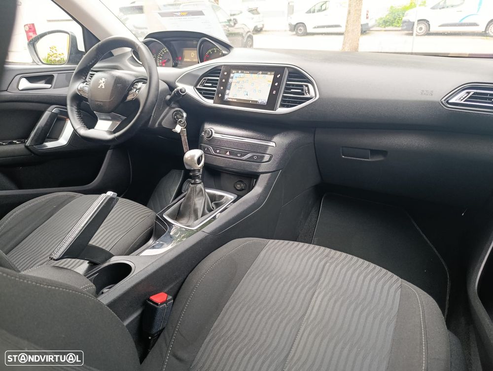 Peugeot 308 SW BlueHDi 120 Stop & Start Active - 5