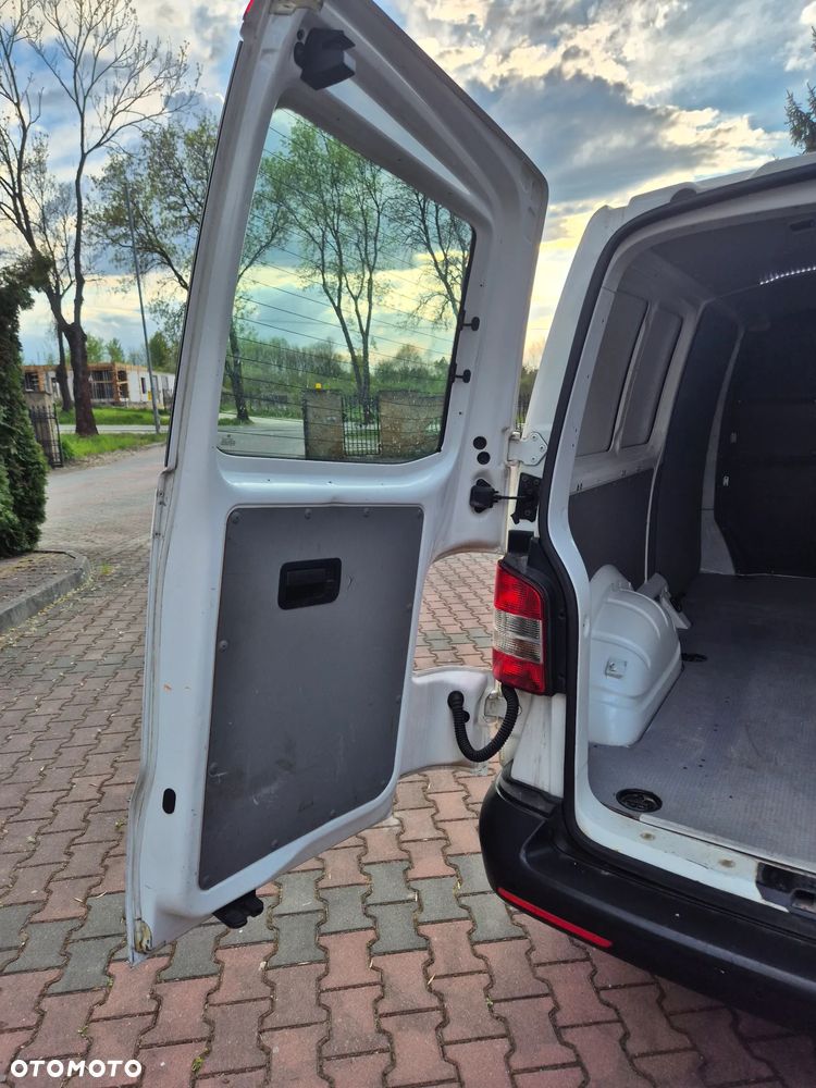 Volkswagen T5 - 13