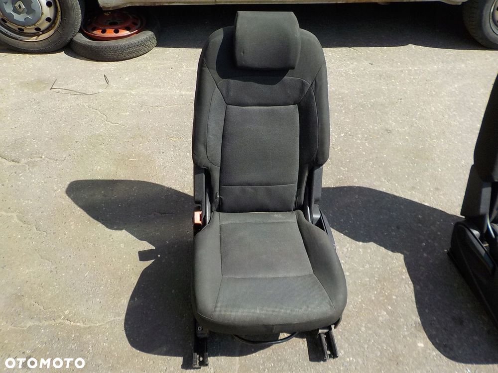 fotel lewy tył 2 rząd ford s-max mk1 2008r - 1