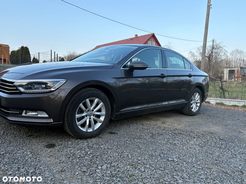 Volkswagen Passat 1.6 TDI BMT Comfortline - 3
