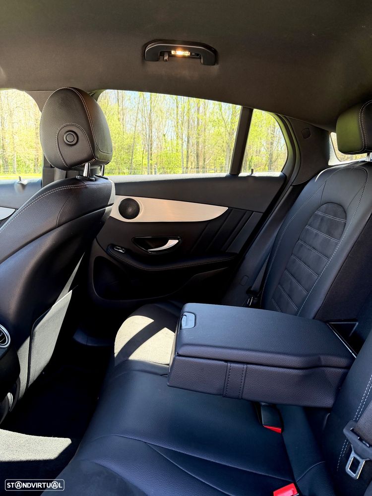 Mercedes-Benz GLC 300 de Coupé 4Matic - 11