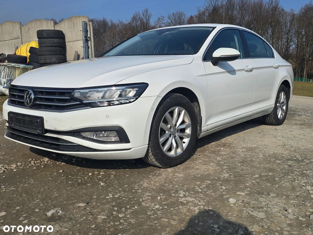 Volkswagen Passat 2.0 TDI (BlueMotion Technology) Comfortline - 1