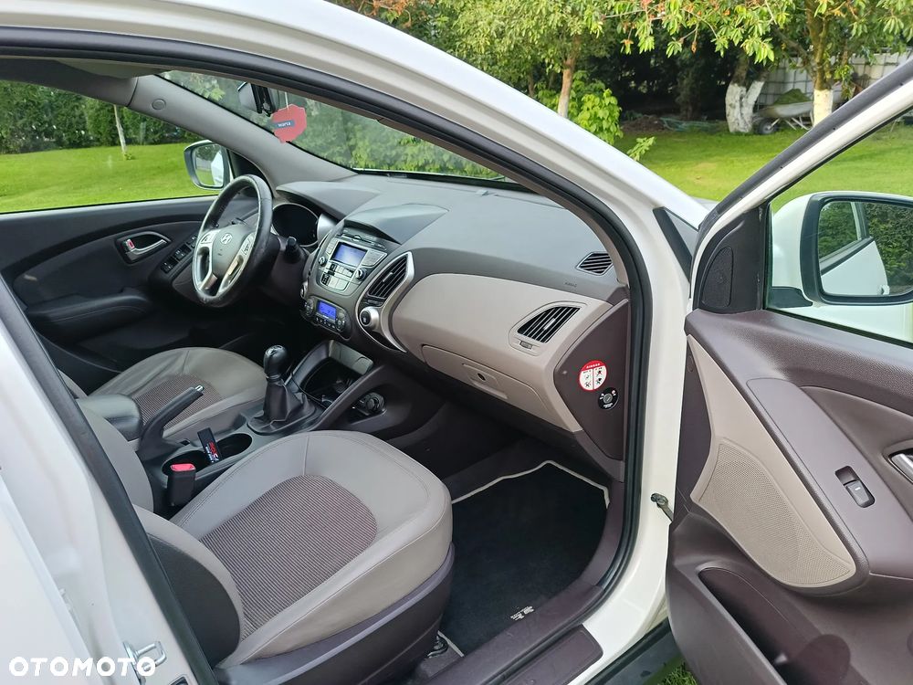 Hyundai ix35 2.0 4WD Premium - 12