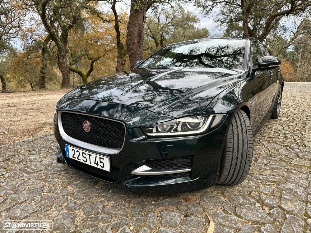 Jaguar XE 2.0 D R-Sport Aut. - 1