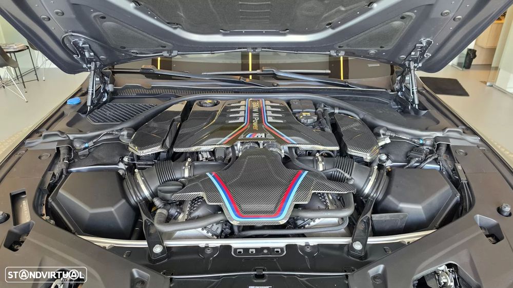 BMW M8 Competition - 32
