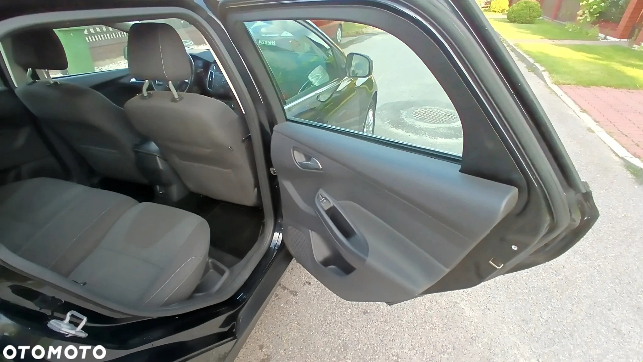 Ford Focus 1.6 Titanium - 17