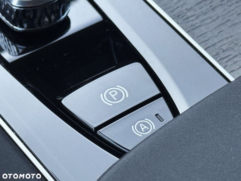 Volvo XC 90 - 22