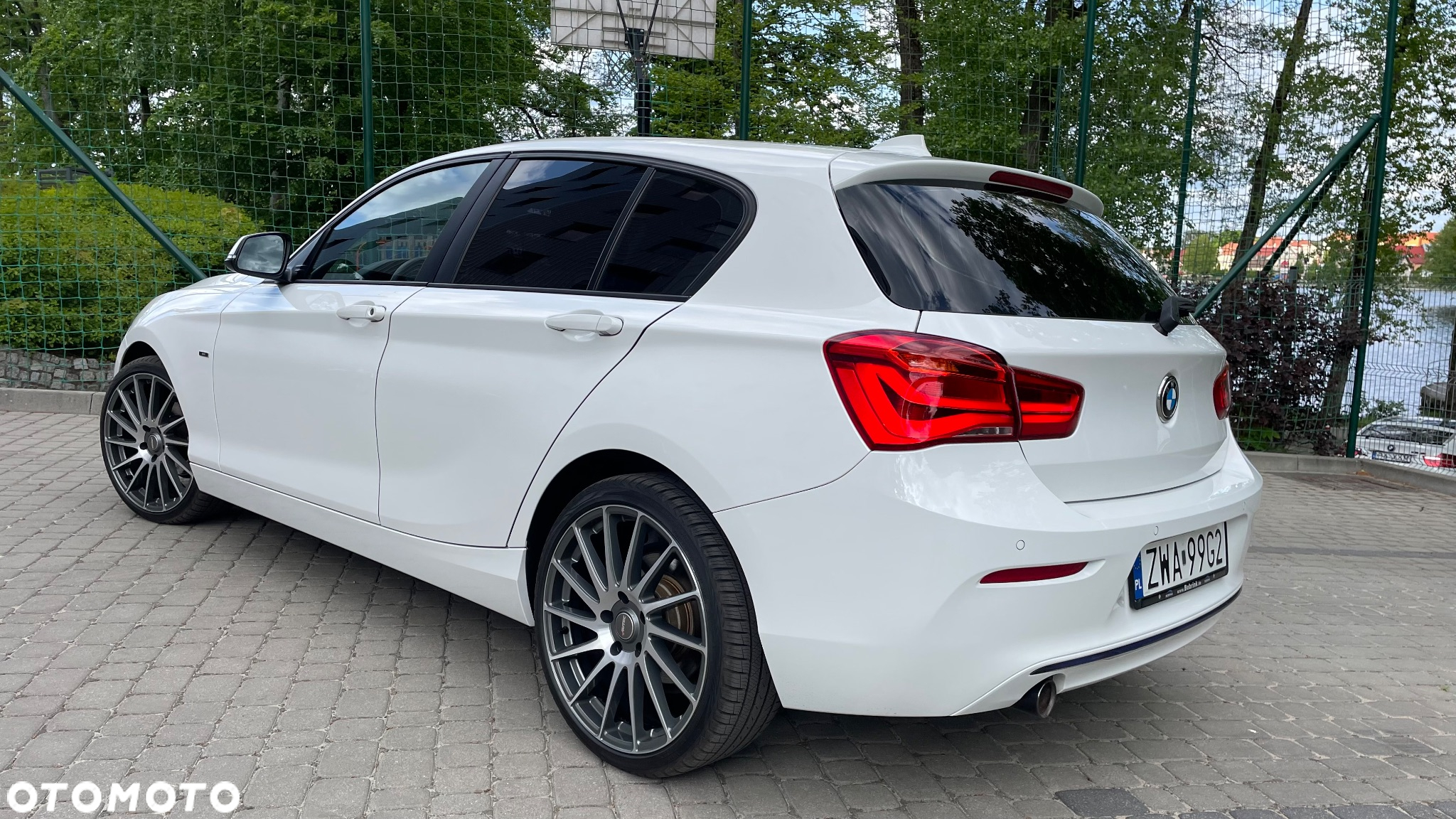 BMW Seria 1 116d EfficientDynamics Sport Line - 2
