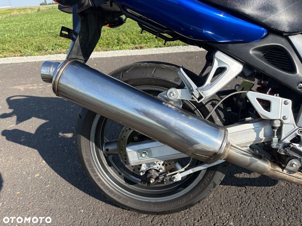 Suzuki SV - 22