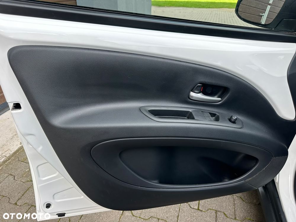 Toyota Aygo X S-CVT Play - 20