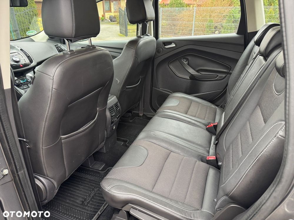 Ford Kuga 2.0 TDCi 4x4 Titanium - 20