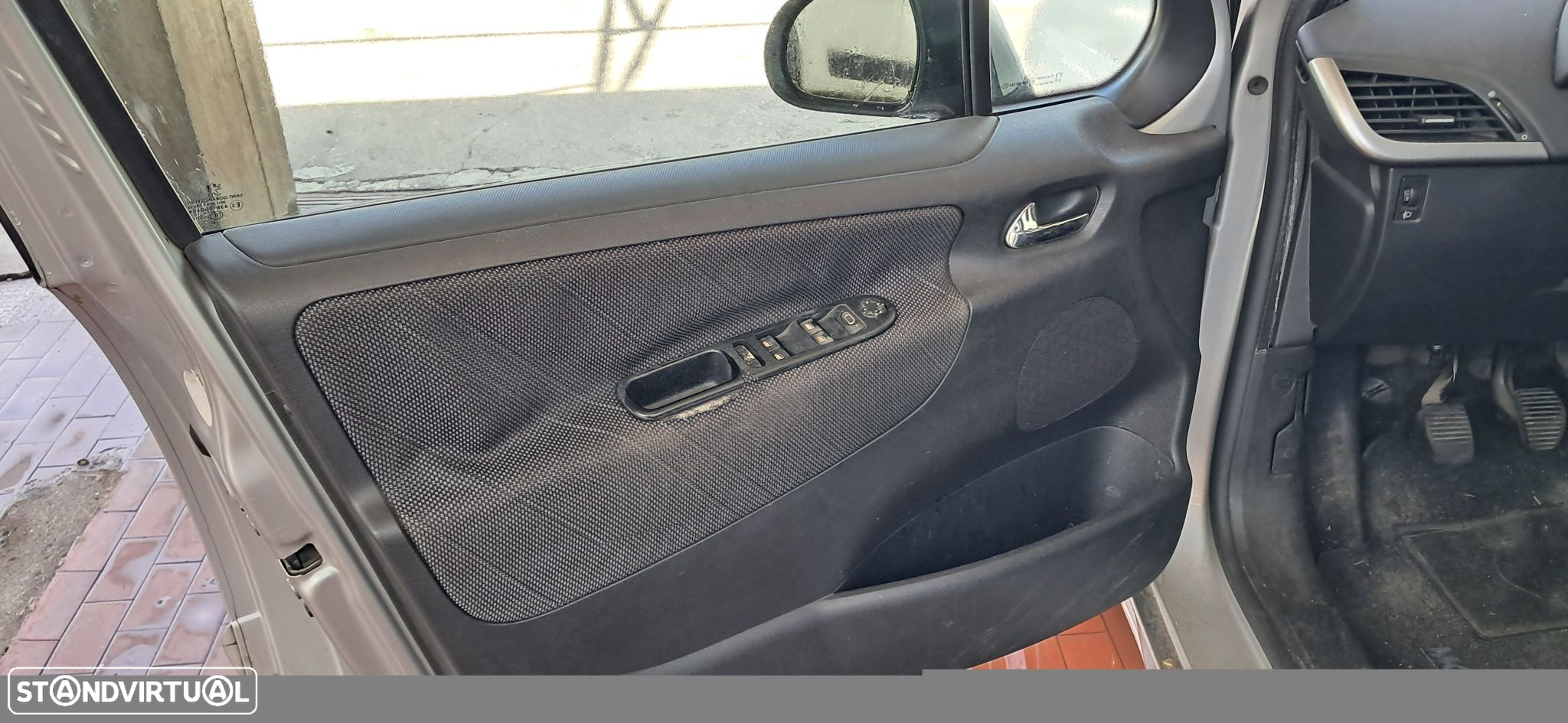 Peugeot 207 1.4 HDi Trendy - 12