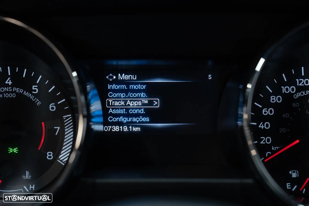 Ford Mustang 2.3i EcoBoost - 22