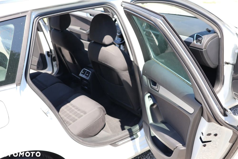 Audi A4 Avant - 13