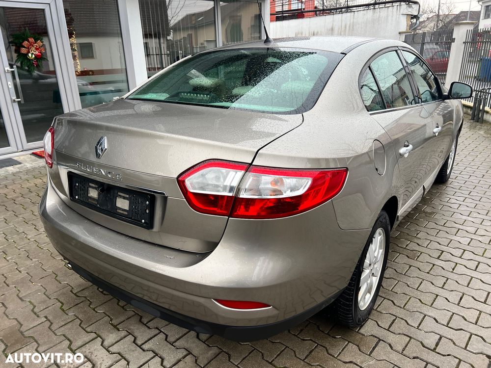 Renault Fluence 1.6 Dynamique - 8