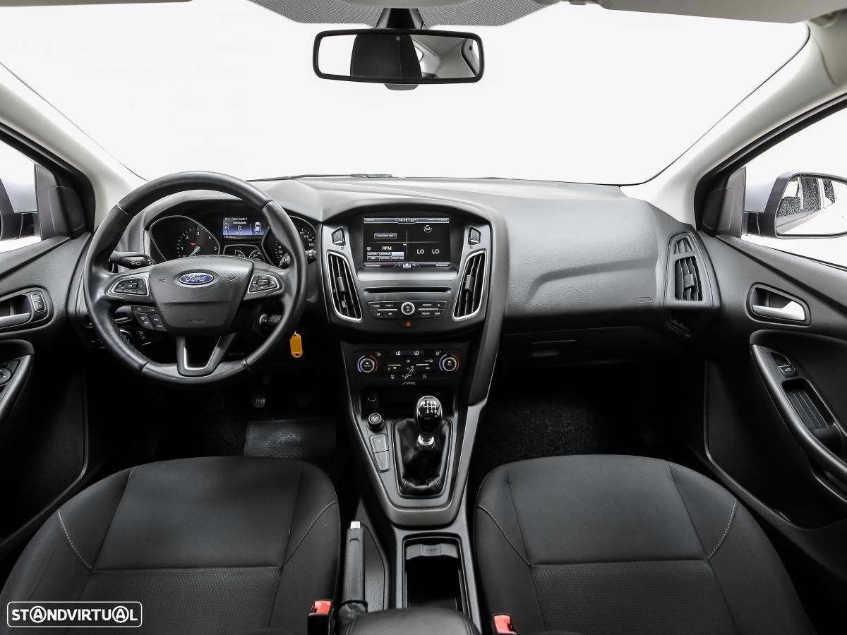 Ford Focus - 6