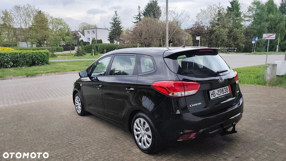 Kia Carens 1.6 GDI Fifa World Cup Edition - 15
