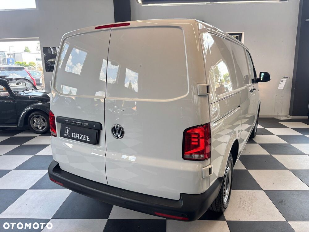 Volkswagen Transporter - 4