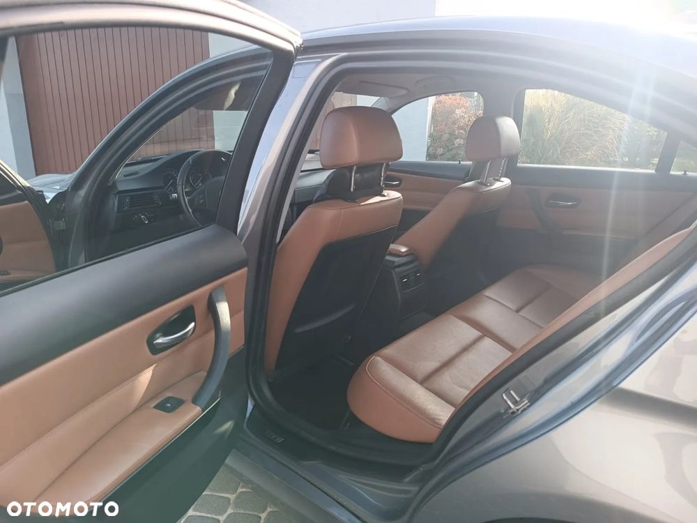 BMW Seria 3 - 15