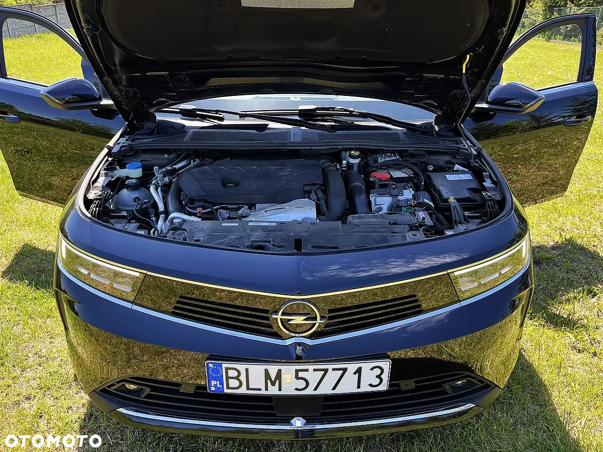 Opel Astra Plug-In-Hybrid Business Elegance - 11
