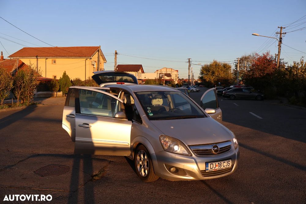 Opel Zafira - 19