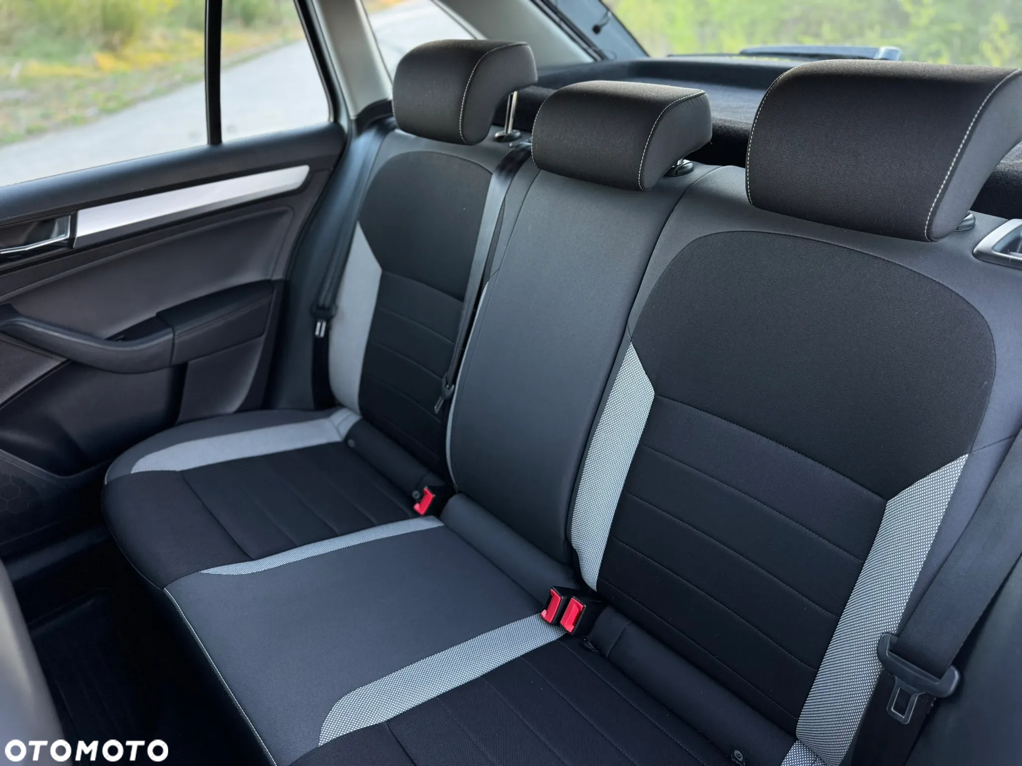 Skoda RAPID 1.0 TSI Ambition - 11