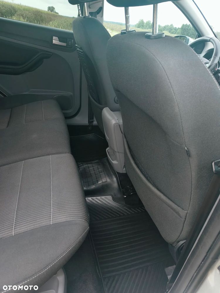 Ford Focus - 31