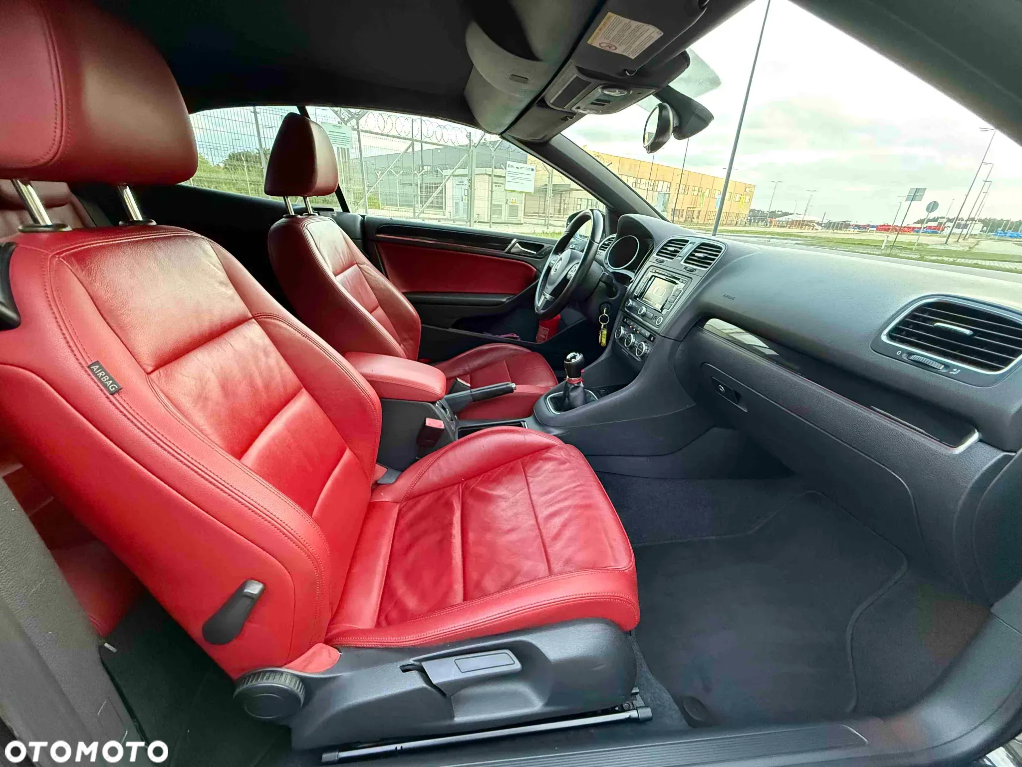 Volkswagen Golf - 13