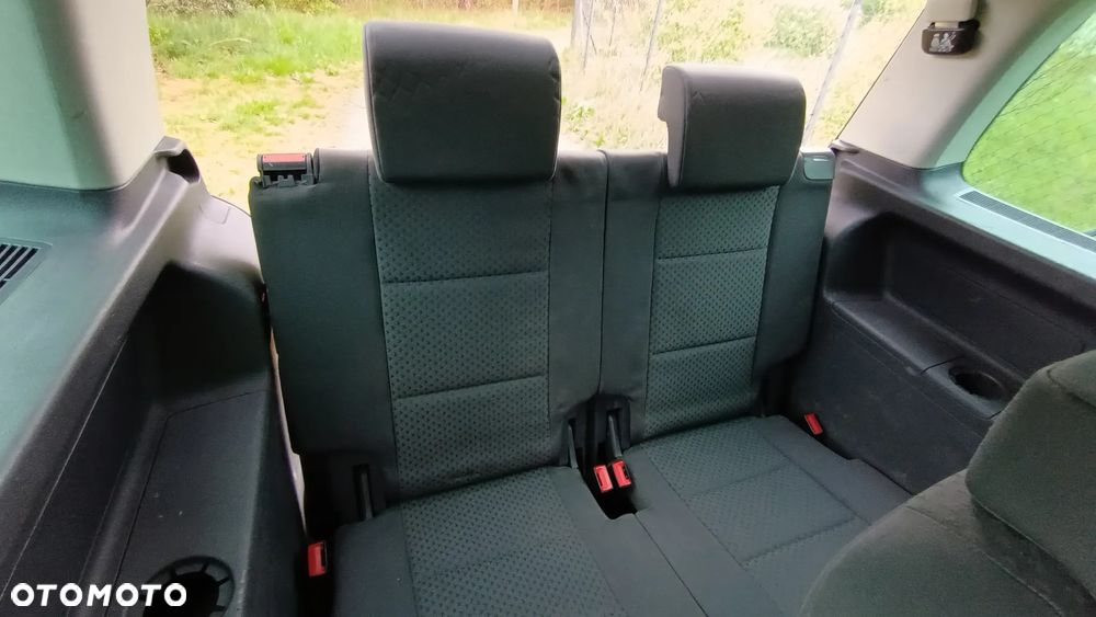 Volkswagen Touran 1.6 - 10