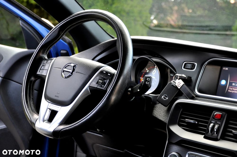Volvo V40 D2 RDesign - 31