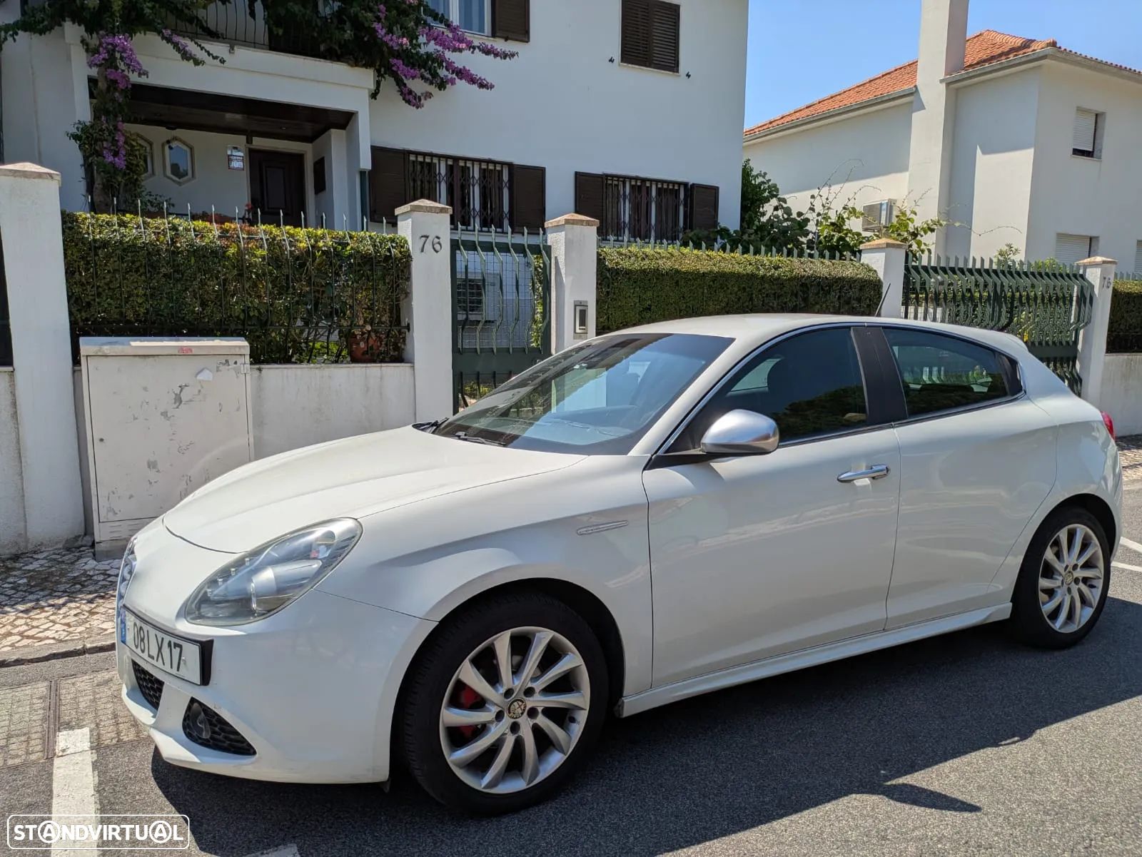 Alfa Romeo Giulietta 1.6 JTDm Distinctive - 1