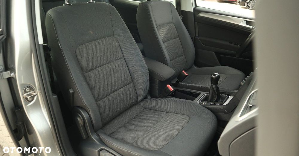 Volkswagen Golf Sportsvan - 13