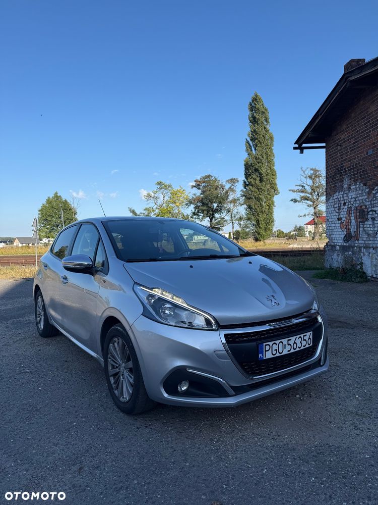 Peugeot 208 1.2 PureTech Style - 4