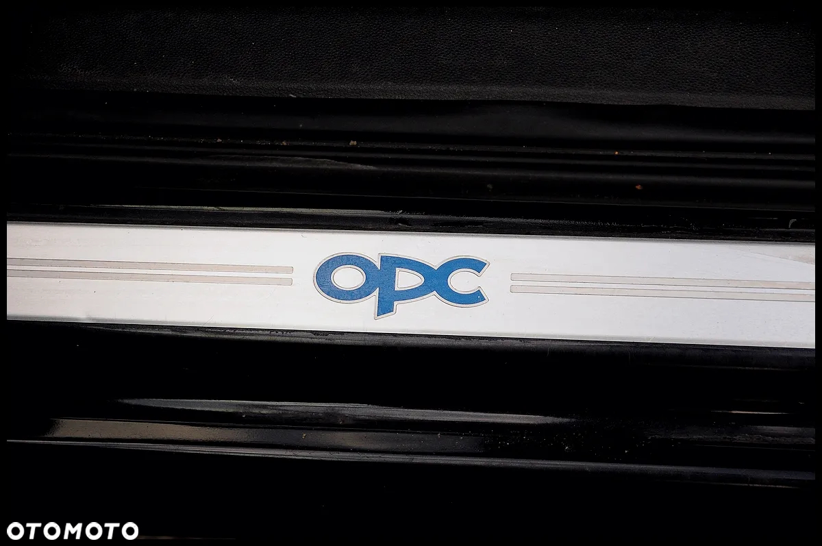Opel Corsa 1.6 Turbo OPC - 8