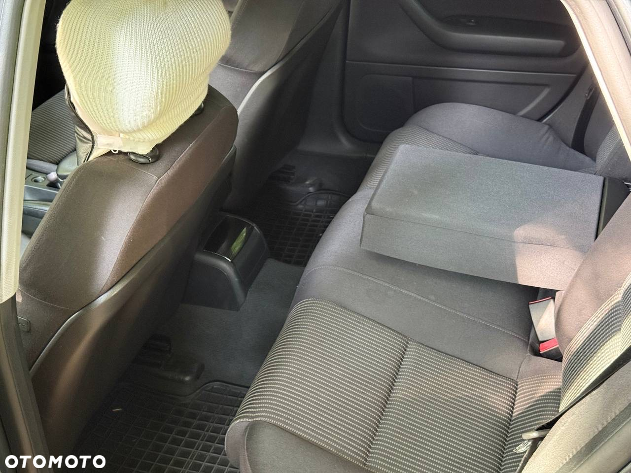 Audi A4 Avant 2.0 TDI - 8