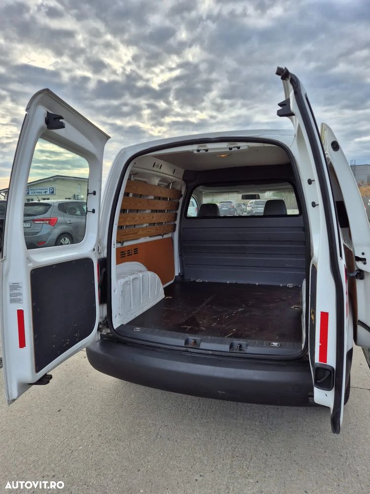 Volkswagen Caddy - 12