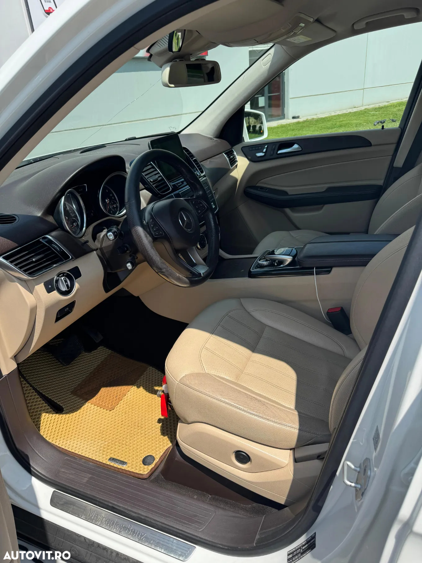 Mercedes-Benz GLE 250 d 4MATIC - 11