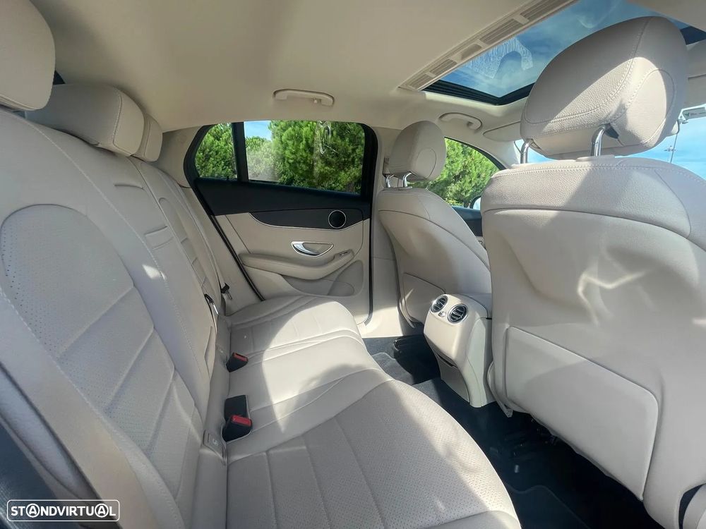 Mercedes-Benz GLC 220 d 4Matic - 2