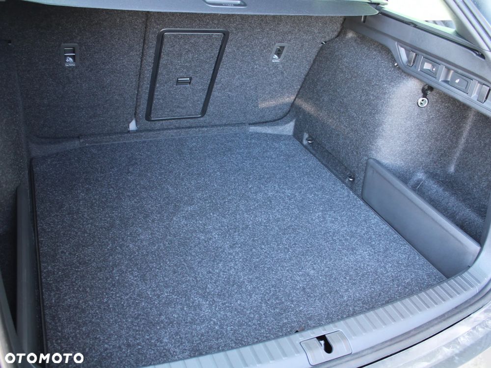 Skoda Octavia 2.0 TDI Sportline DSG - 13