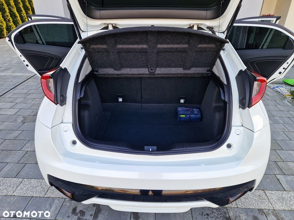 Honda Civic 1.8 i-VTEC Executive Black Edition - 26