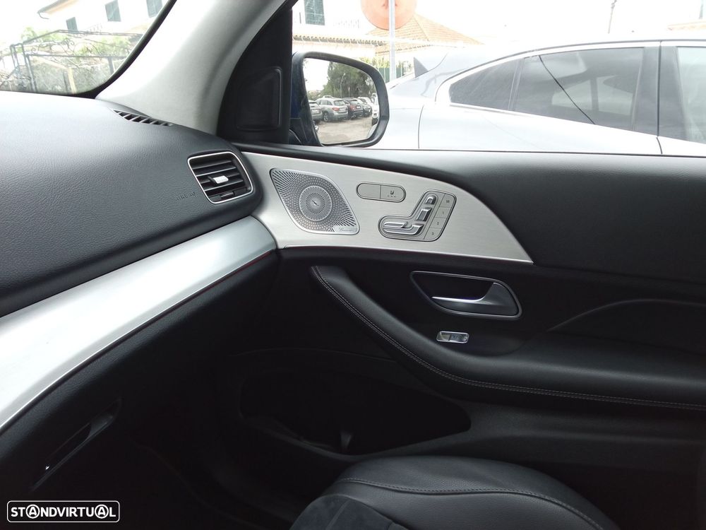 Mercedes-Benz GLE 300 d 4Matic - 33