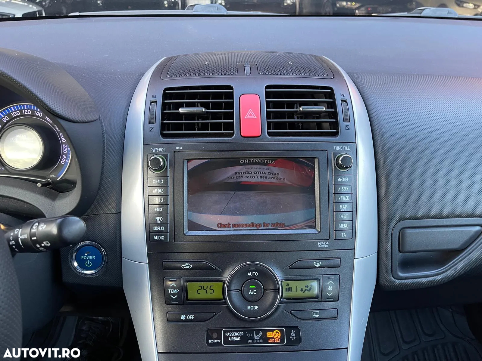 Toyota Auris - 22