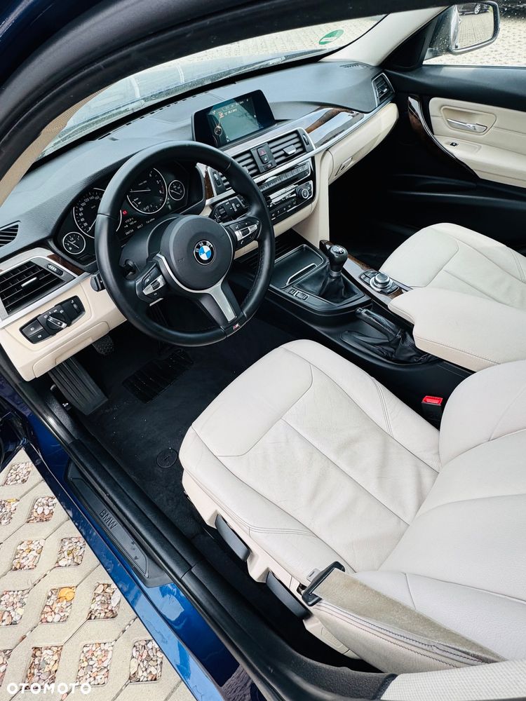 BMW Seria 3 318d Sport Line - 14