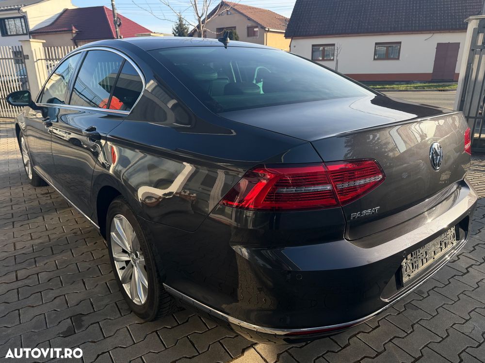 Volkswagen Passat 2.0 TDI SCR DSG Highline - 3